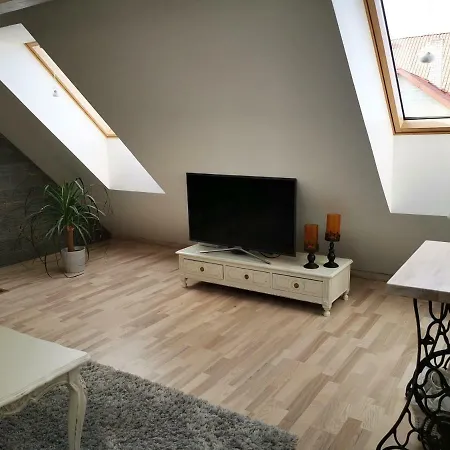 Kuninga 24 Apartamento Pärnu